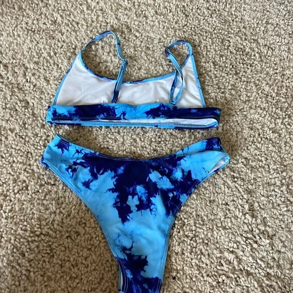 Shein blue swimsuit set. - Picture 2 of 3